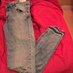 H&M Distressed Skinny Jeans